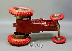 1954 Czech KDN Zetor-25 Farm Tractor Bakelite Wind Up Toy Barum Balloon Tires