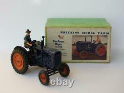 Britains Vintage 1948 Boxed Lead #128f Fordson Major Farm Tractor Rubber Tyres