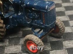 Britains Vintage 1948 Fordson Major Farm Tractor Rubber Tyres