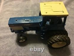 Ford TW-25 Die Cast Toy Farm Tractor 116 Scale Missing Smoke Stack Duel Tires