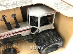 White 185 Diecast Tractor DUALLY Dual Rear Tires 1/16 Scale Farm Toy 1st Ed NIB